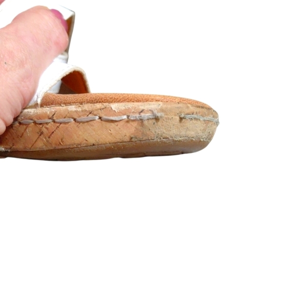 Born Schirra White Leather Comfort Sandal White Open Toe Wedge Size 9 M - Picture 10 of 11